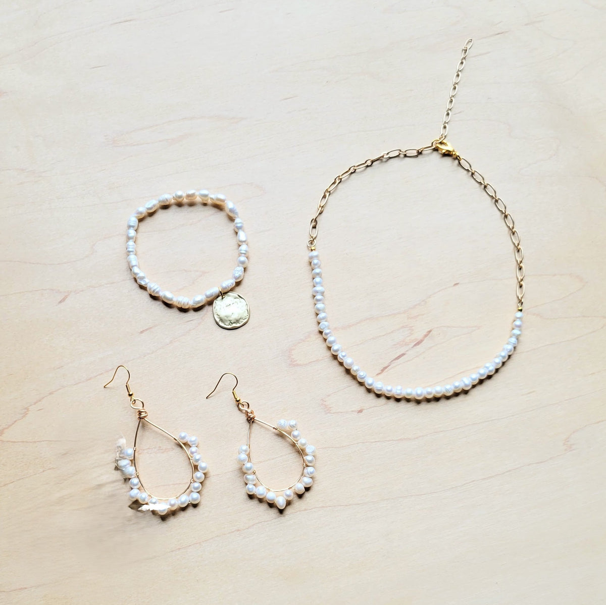 **Wire Wrapped Freshwater Pearl Beaded Hoop Earrings 218y